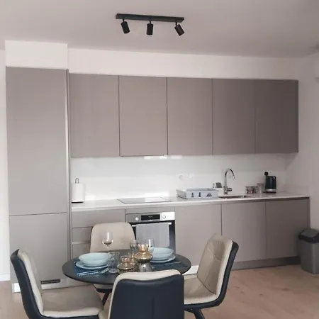 Apartman Sunset Gardens - - By Tlv Living *