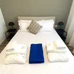 Sunset Gardens - Apartment