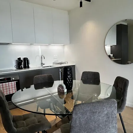 Sunset Gardens - Apartment