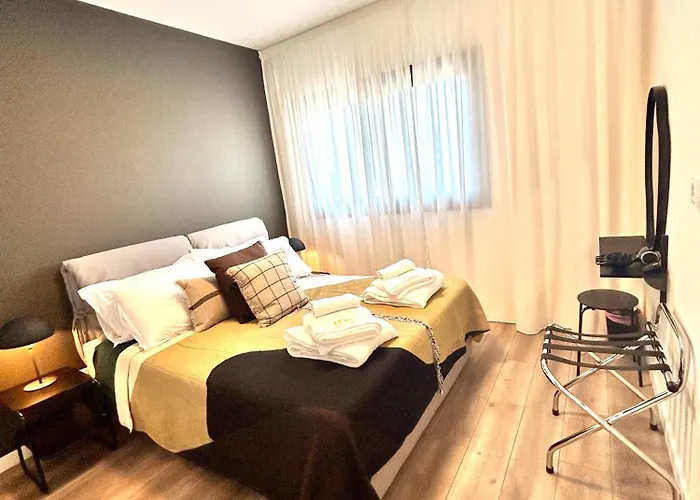 Sunset Gardens - アパート *