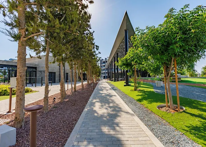 アパート Sunset Gardens - *