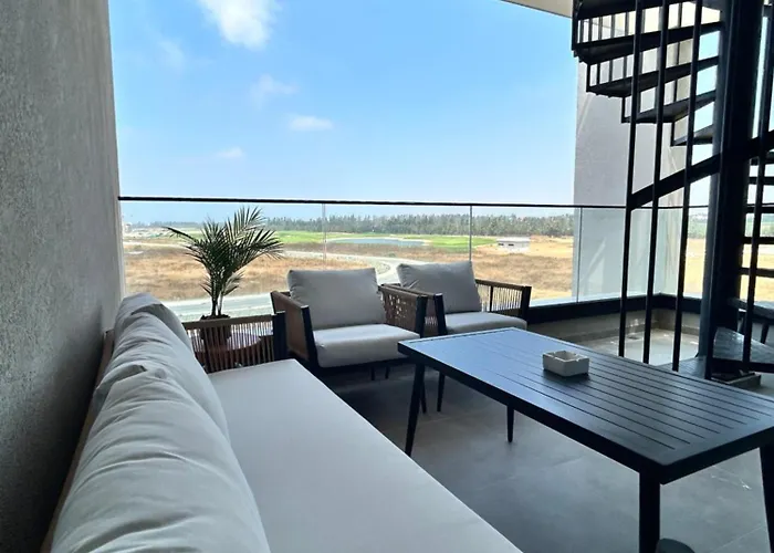 アパート Sunset Gardens -